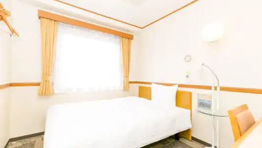 Toyoko Inn Shin Osaka Station Higashi - 69
