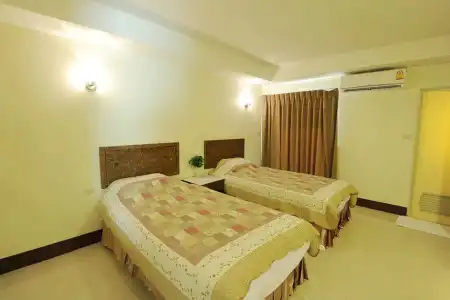 Trat Center - 5