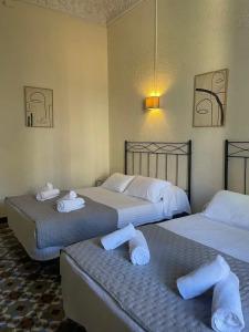 Hostal Balmes Centro - 70