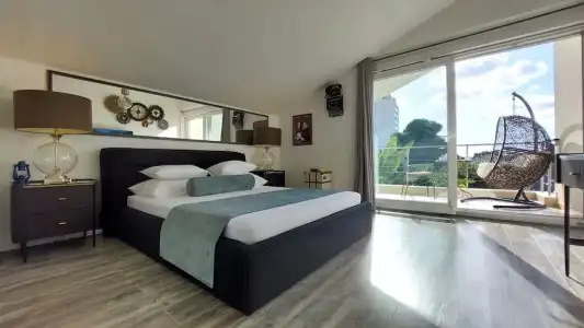 Refresh Boutique Apartments - 147