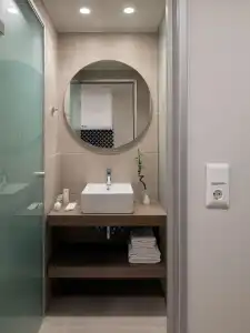 Bio Suites - 180