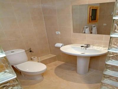 The Hostal Tierramar - 33