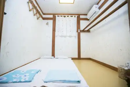 Bukchonmaru Hanok Guesthouse - 5