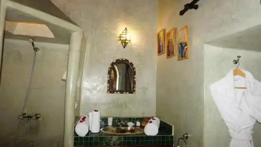 Riad Samsli - 53