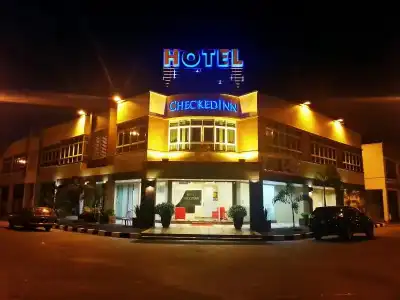 CheckedInn - 14