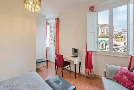 Cozy Duomo View Apartment - 22