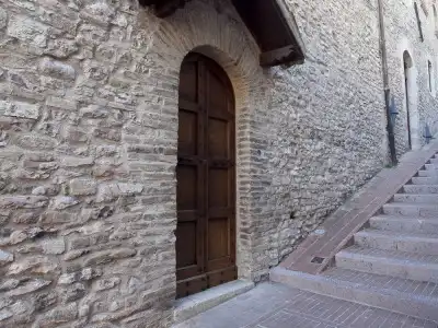 Loggia dei Maestri Comacini - 0