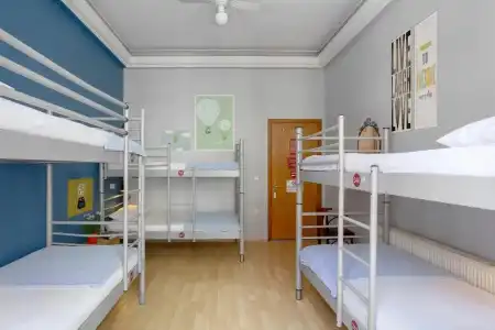 Hush Hostel Lounge - 18