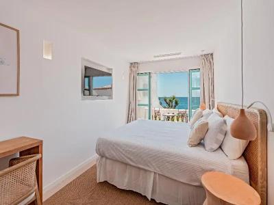 The Sea Club - 103