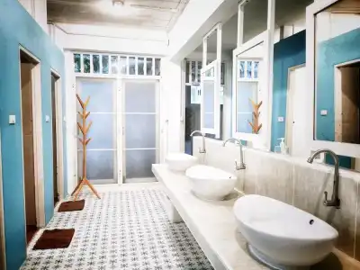 Glur Hostel - 24