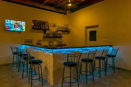 Caribbean Diamond Boutique - 15