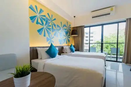 J Residence - 178