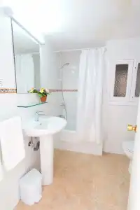 Hostal Los Pinos - 42