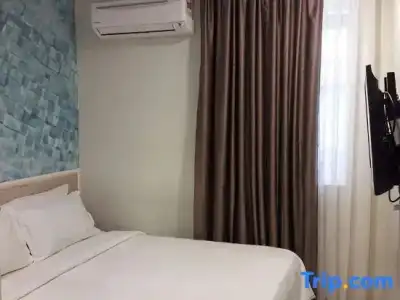 Pantai Inn - 43