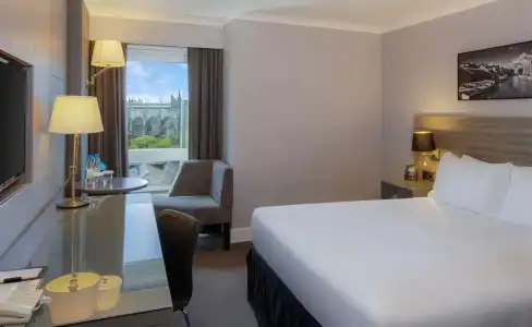 DoubleTree by Hilton Bristol City Centre - 51