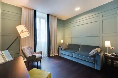 Stendhal & Luxury Suites - 32