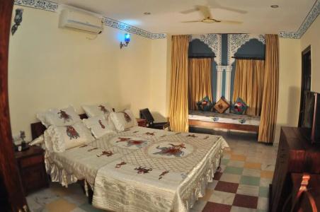 Rani Mahal - 15