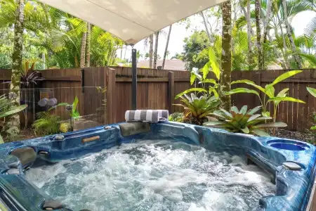 Noosa Tropicana - 129