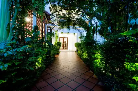 La Rose Suites - 22