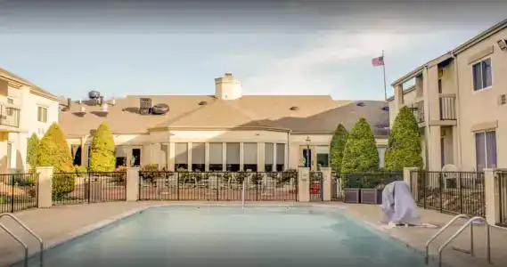 Club - Nashville Inn & Suites - 10