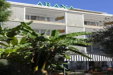 Araxa - Adults Only - 0