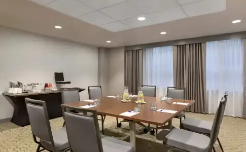 Deltas by Marriott Green Bay - 10