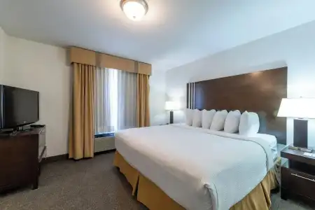 Ramada Limited Golden - 65
