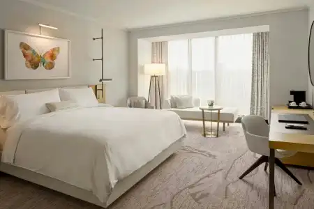 JW Marriott Parq - 5