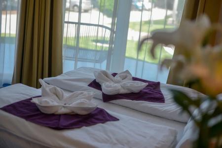 Holiday Resorts - 60