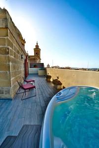 Quaint Nadur - 99