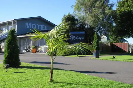 Roselands Motel - 0