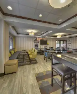 Hampton Inn Amelia Island at Fernandina Beach - 15