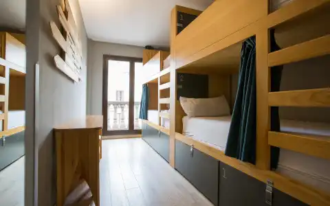Yeah Barcelona Hostel - 20