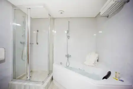 Fredj and Spa - 8