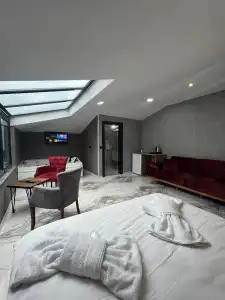 Melissa Suite - 16