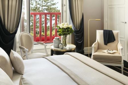 Hôtel Barrière l'Hermitage - 55