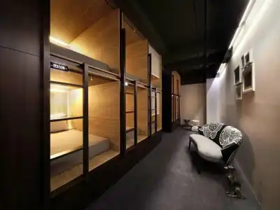 The Pod at Beach Road - 4