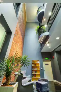 Best Western Melbourne City - 10