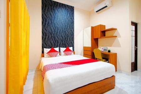 Omah Tentrem Syariah Guest House - 11