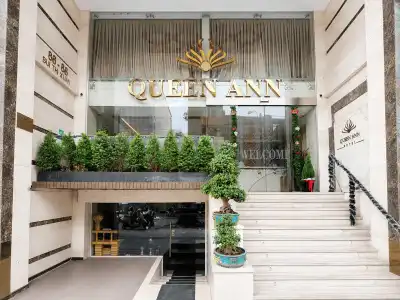 Queen Ann - 30
