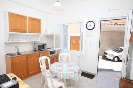 Afroditi Syros - 25