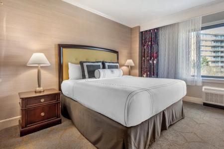 Omni Shoreham - 114