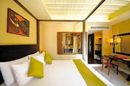 Iyara Beach & Plaza - 52
