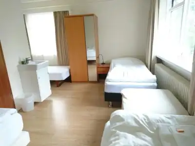 Alba Guesthouse - 33
