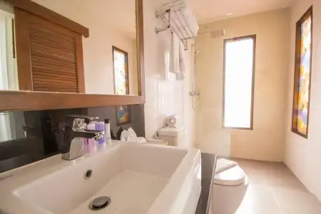 Quality Beach Resorts and Spa Patong - 14