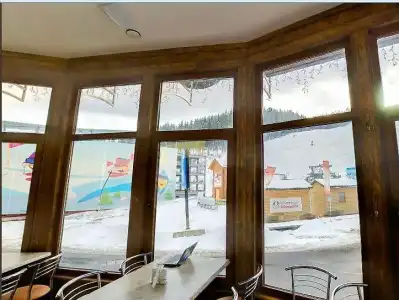 ZimaSnow Ski & Spa Club - 17