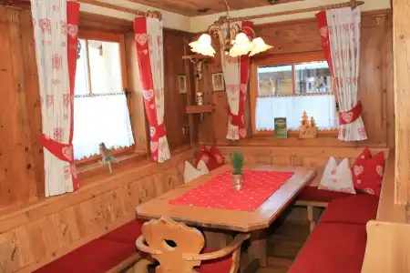 Almdorf Flachau - Luxus Hüttenurlaub - 55