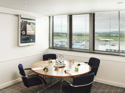 Glasgow Airport Apartments - 7