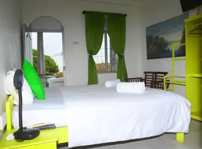 Rampart View Guest House - 34