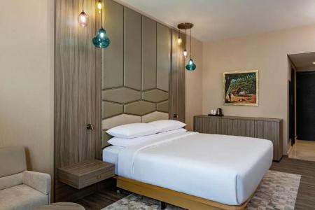 Four Points by Sheraton Production City, Dubai - 38